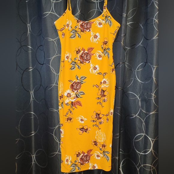 Yellow Midi Bodycon Dress Spaghetti Strap - Picture 3 of 8